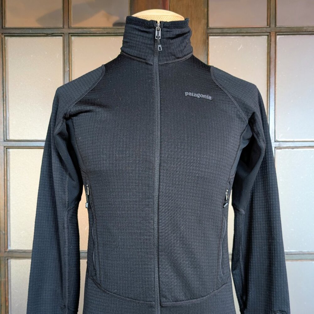 PATAGONIA | R1 Full-Zip Polartec "Power Dry" Technical Fleece | Black | Men's S